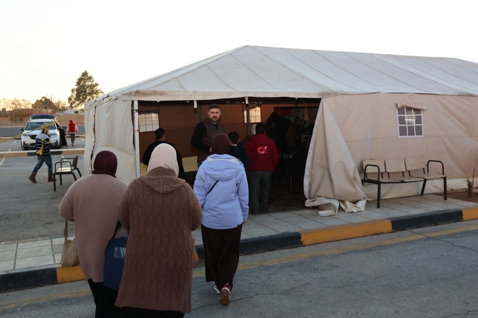  الأمن العام يُقيم خيماً رمضانية لإفطار المسافرين في عدد من المراكز الحدودية