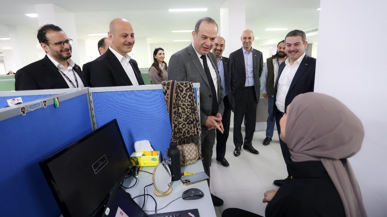  وزير الاقتصاد الرقمي يطلع على أعمال شركة "إيستارتا"