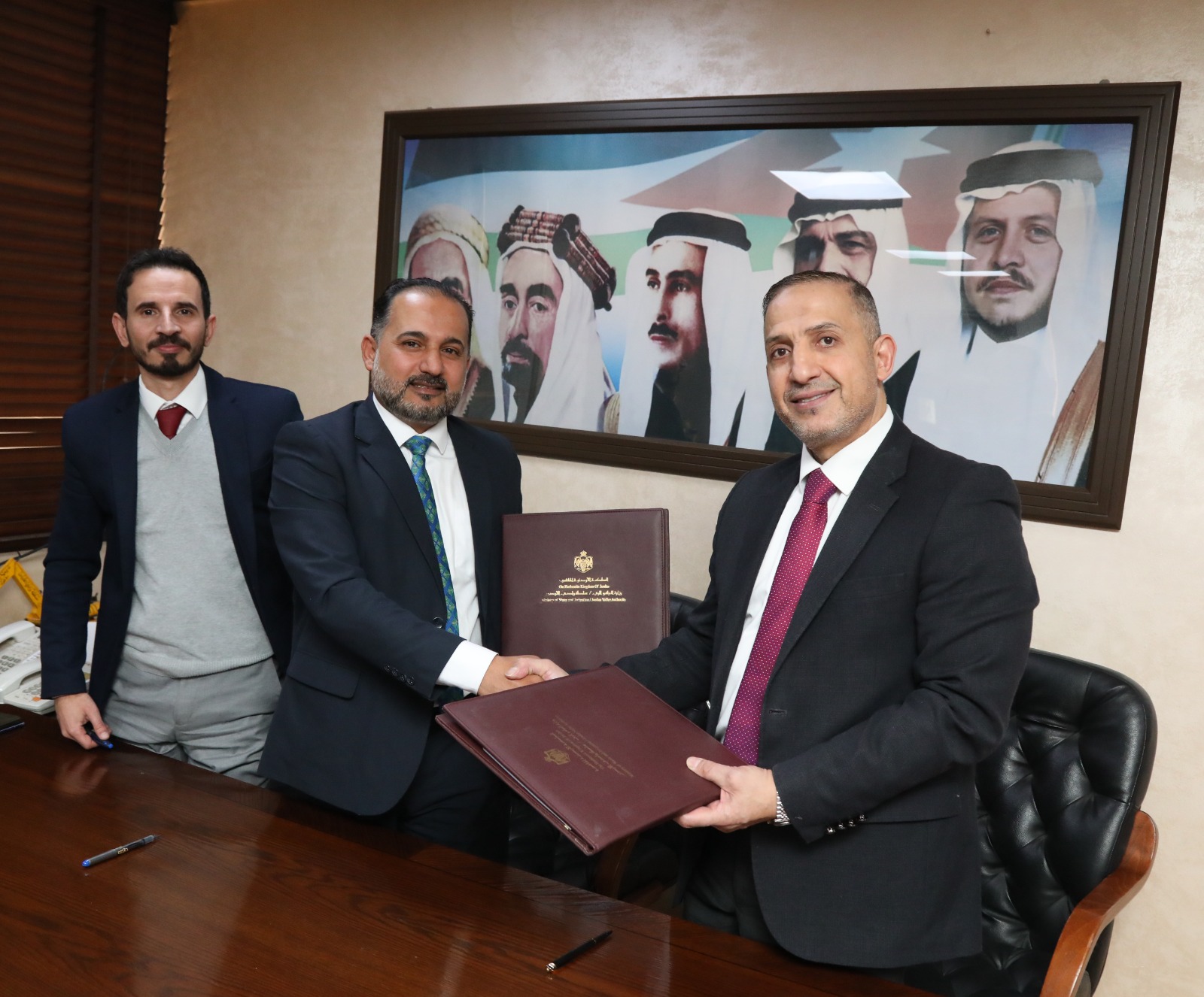  سلطة وادي الأردن توقع اتفاقيات لتزويد المياه لغايات الصناعات الزراعية