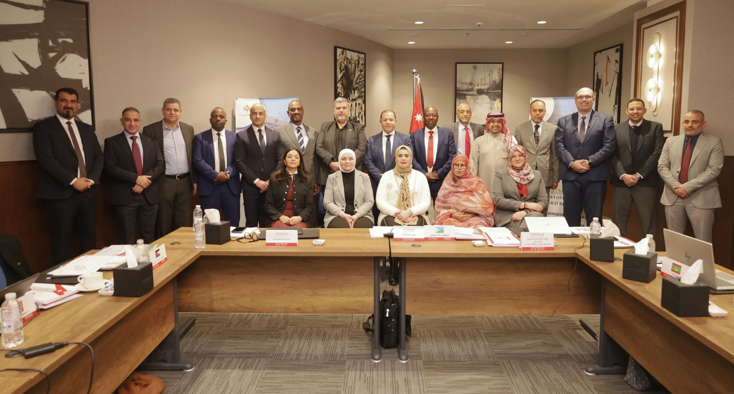 عمان تحتضن اجتماع مجلس أمناء المركز الإقليمي للطاقة المتجددة