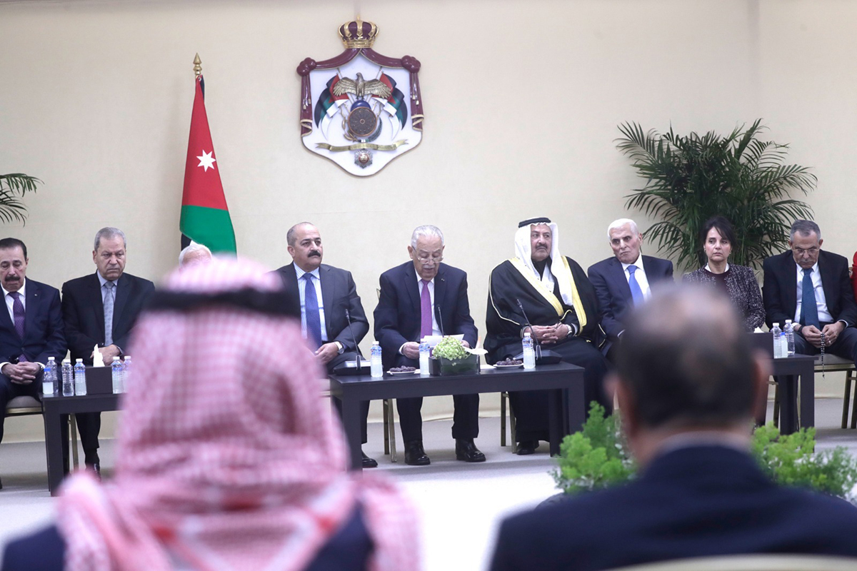  متابعة للزيارة الملكية لإربد... رئيس الديوان الملكي يلتقي 250 شخصية من أبناء وبنات المحافظة