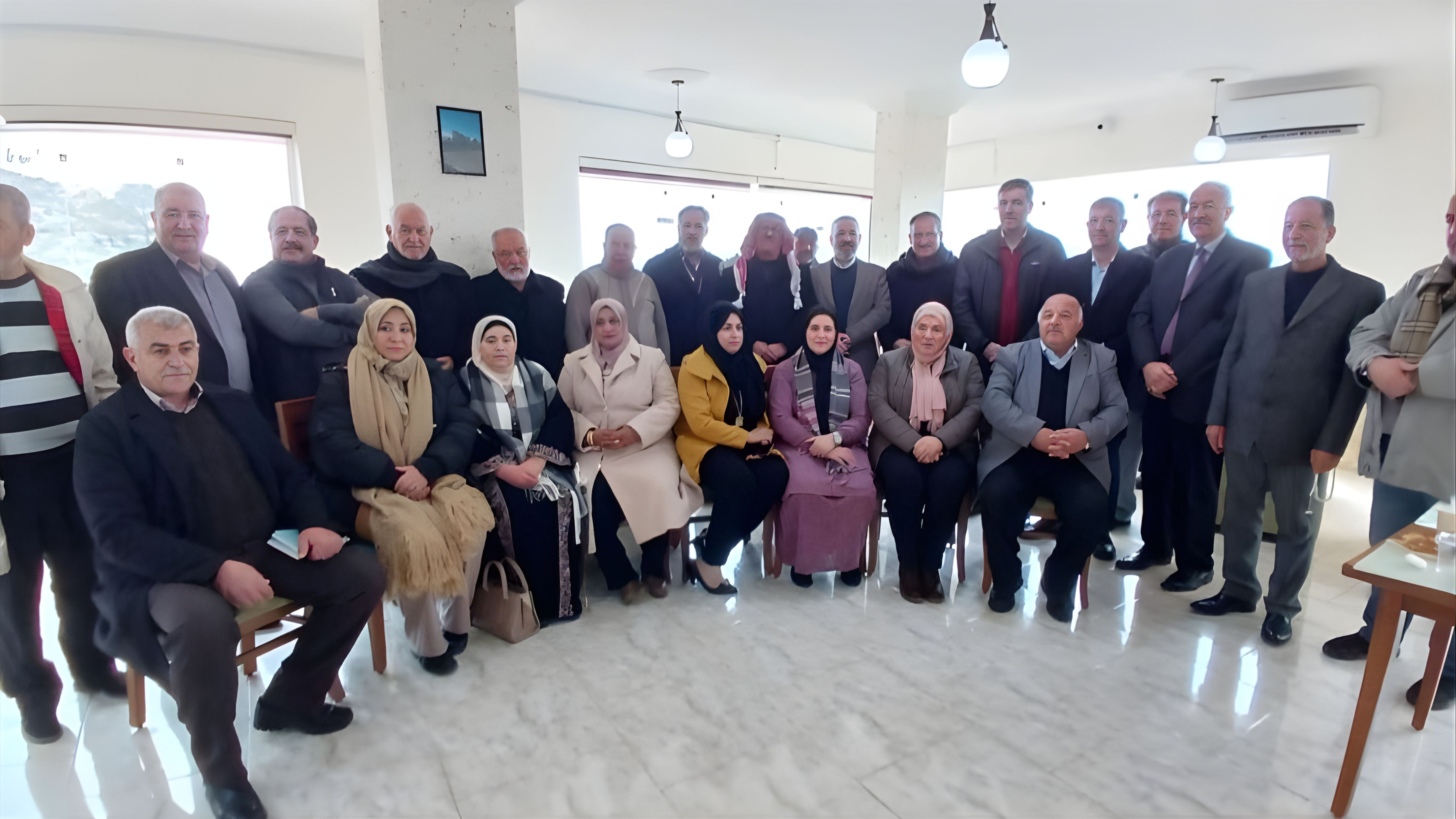  لقاء يبحث آفاق الاستثمار والتسويق الزراعي في بني كنانة