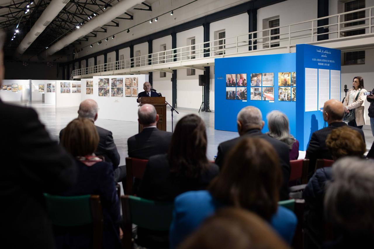 الأمير الحسن والأميرة ثروت يحضران افتتاح معرض صور وإطلاق كتاب يوثّقان ذاكرة غزة وتراثها الإنساني