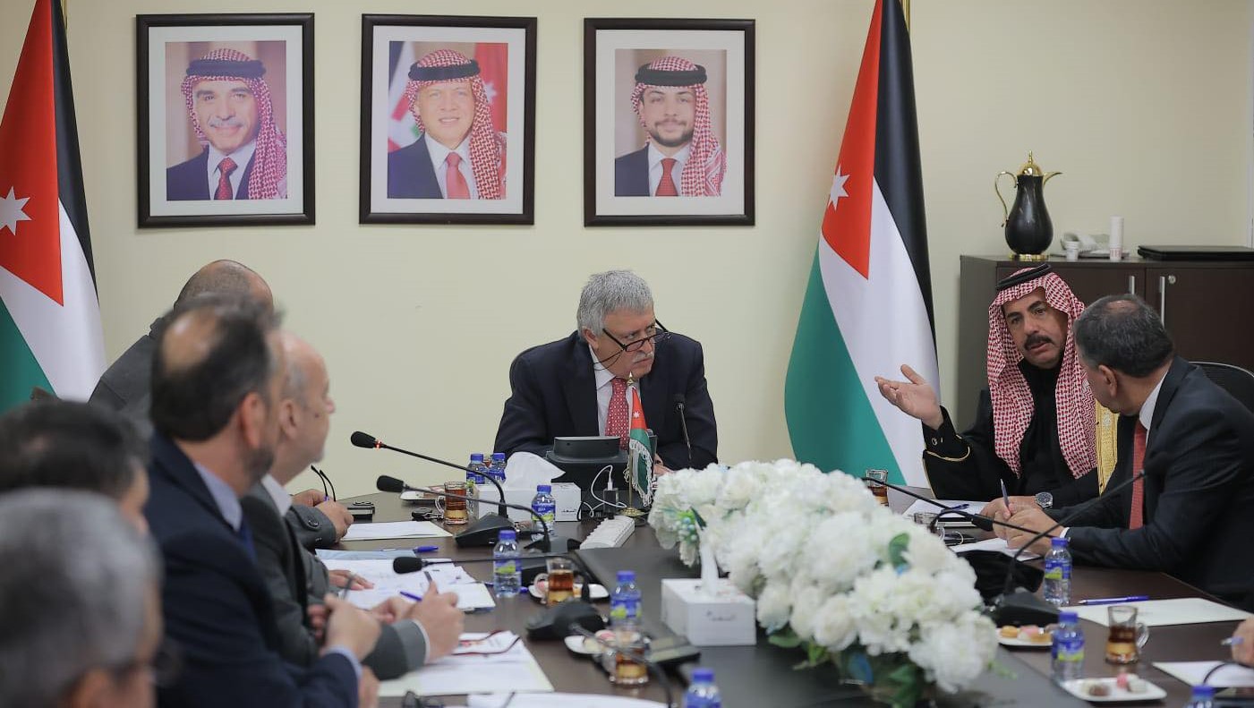  لجنة "الخدمات" النيابية تزور وزارة النقل