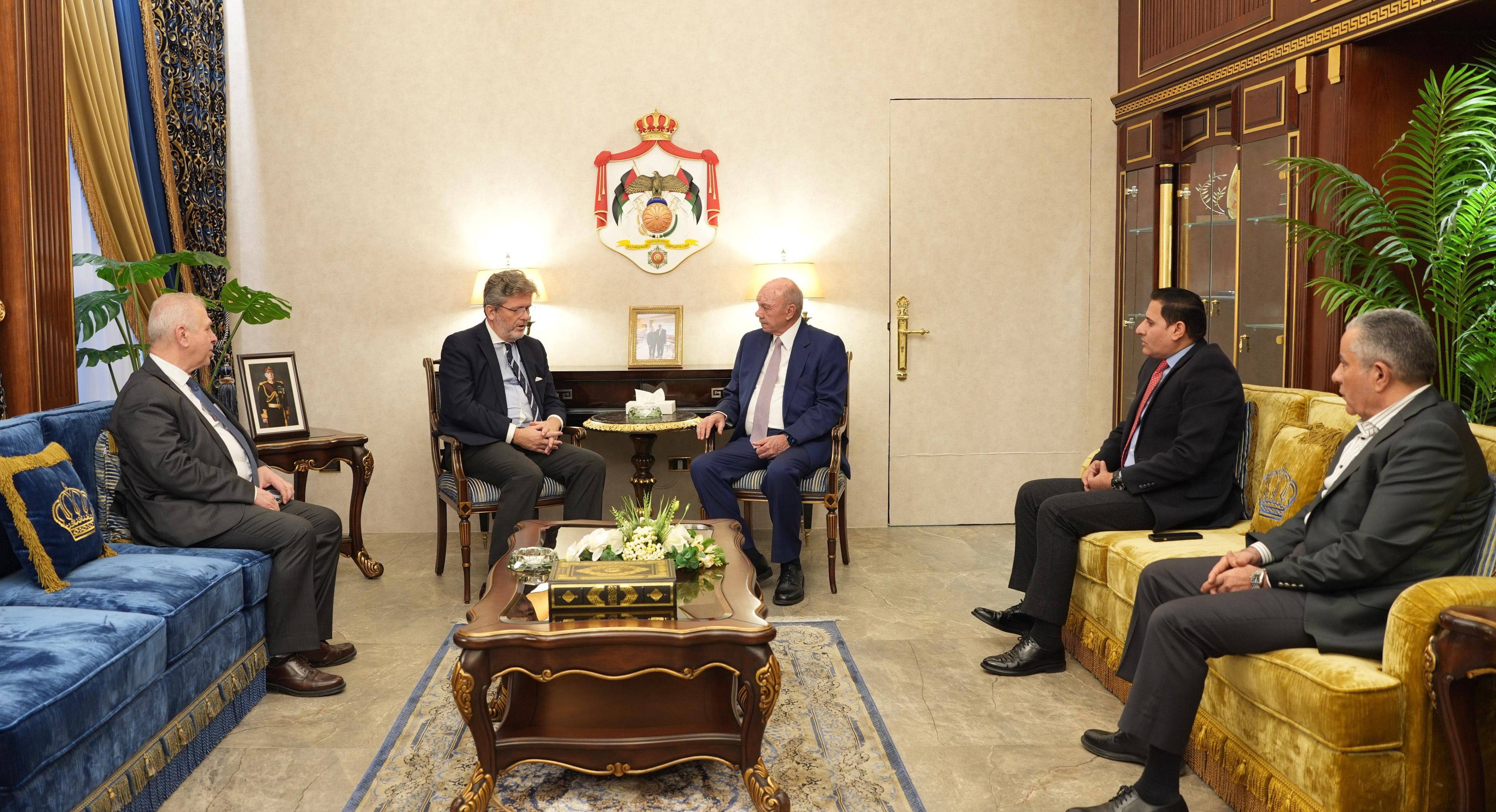  رئيس مجلس الأعيان يلتقي السفير الإسباني