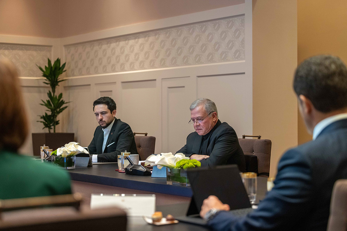  الملك يتابع سير عمل الحكومة في تنفيذ خارطة تحديث القطاع العام