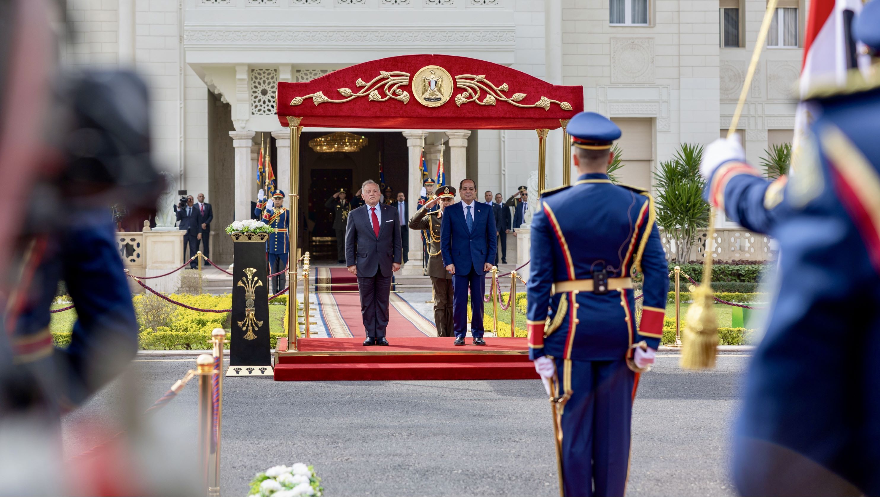  الملك والرئيس المصري يعقدان مباحثات في القاهرة