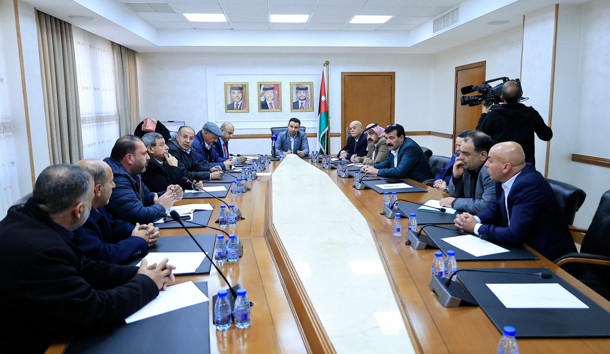  "الزراعة النيابية" تناقش مطالب أصحاب مخامر الموز 