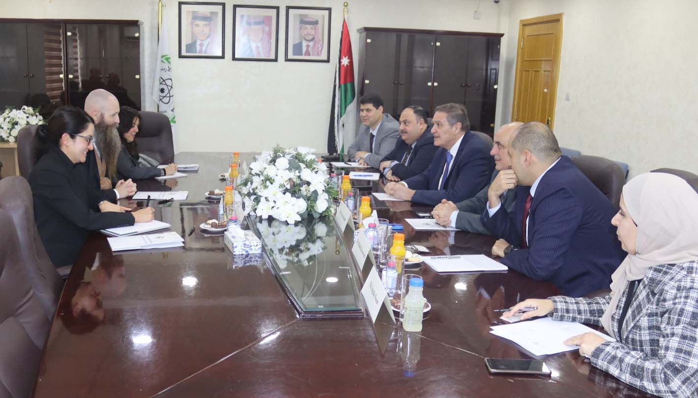 رئيس "الطاقة الذرية" والسفير الأميركي يبحثان تعزيز العلاقات الثنائية