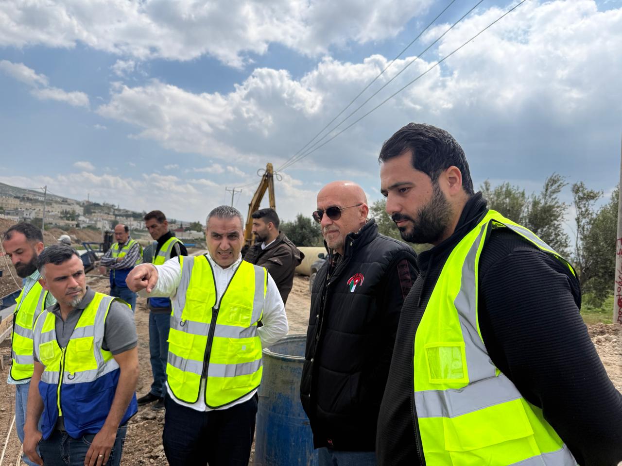  وزير المياه يتفقد واقع خدمات التزويد وبرامج التوزيع في "مياه اليرموك"