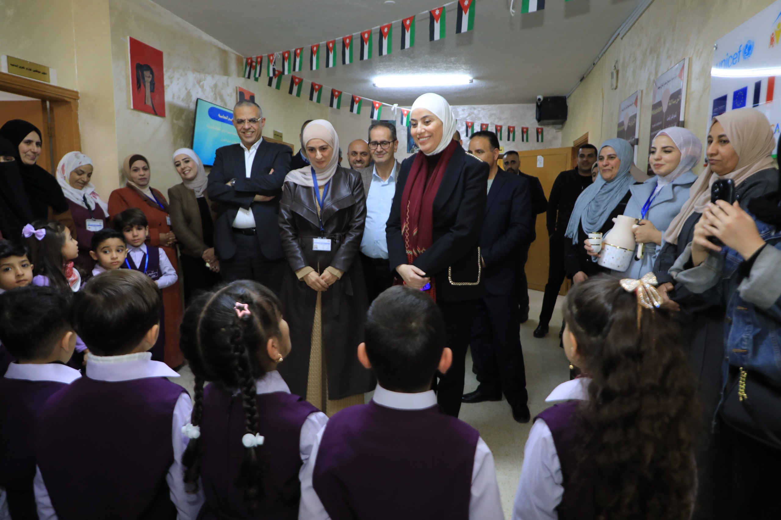  وزيرة التنمية الاجتماعية تتفقد أسر محتاجة ومشاريع ومراكز دامجة في الطفيلة