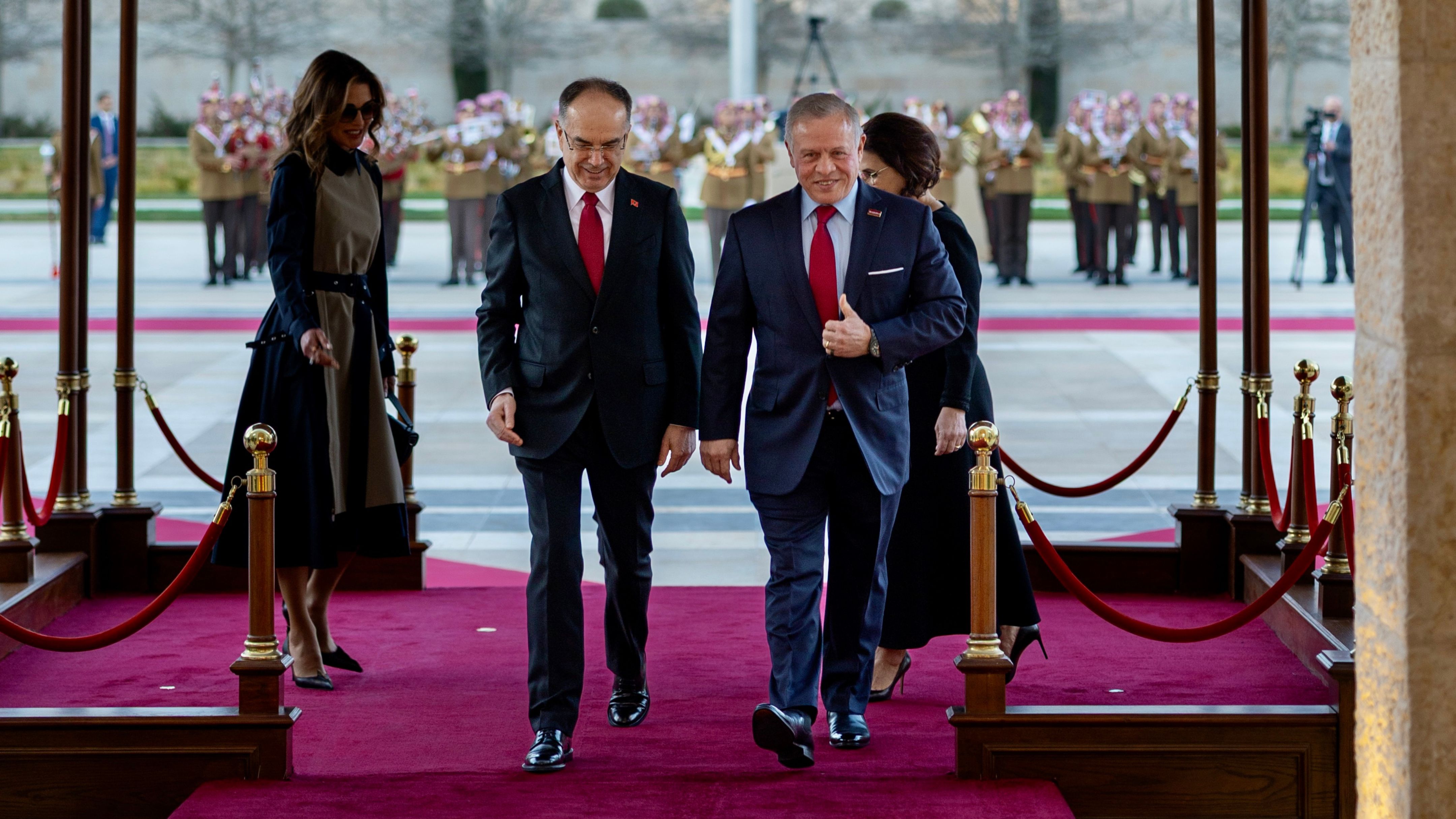  الملك والرئيس الألباني يبحثان سبل توسيع التعاون بين البلدين