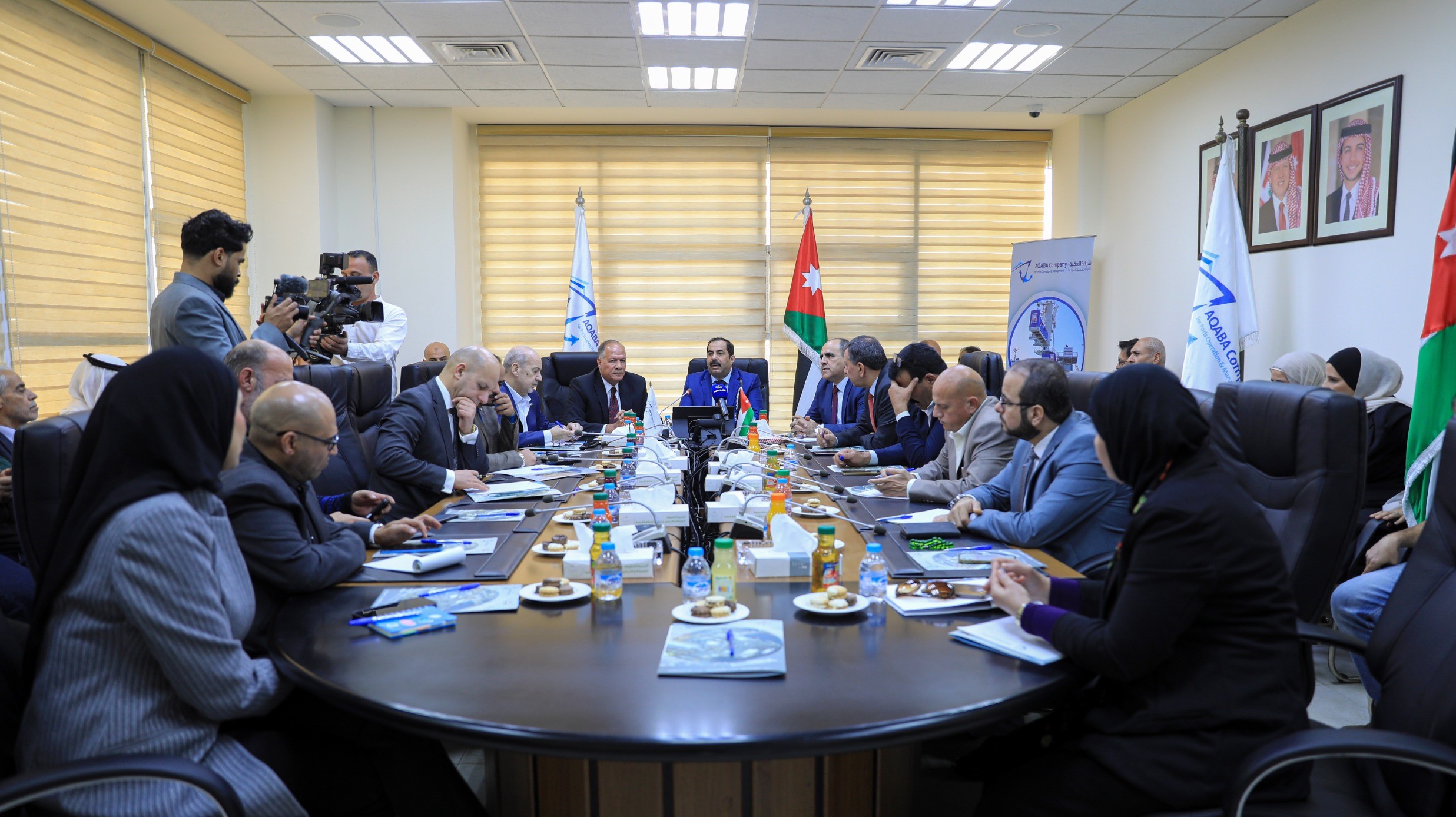  "الخدمات العامة والنقل النيابية" تطلع على سير العمل في موانئ العقبة