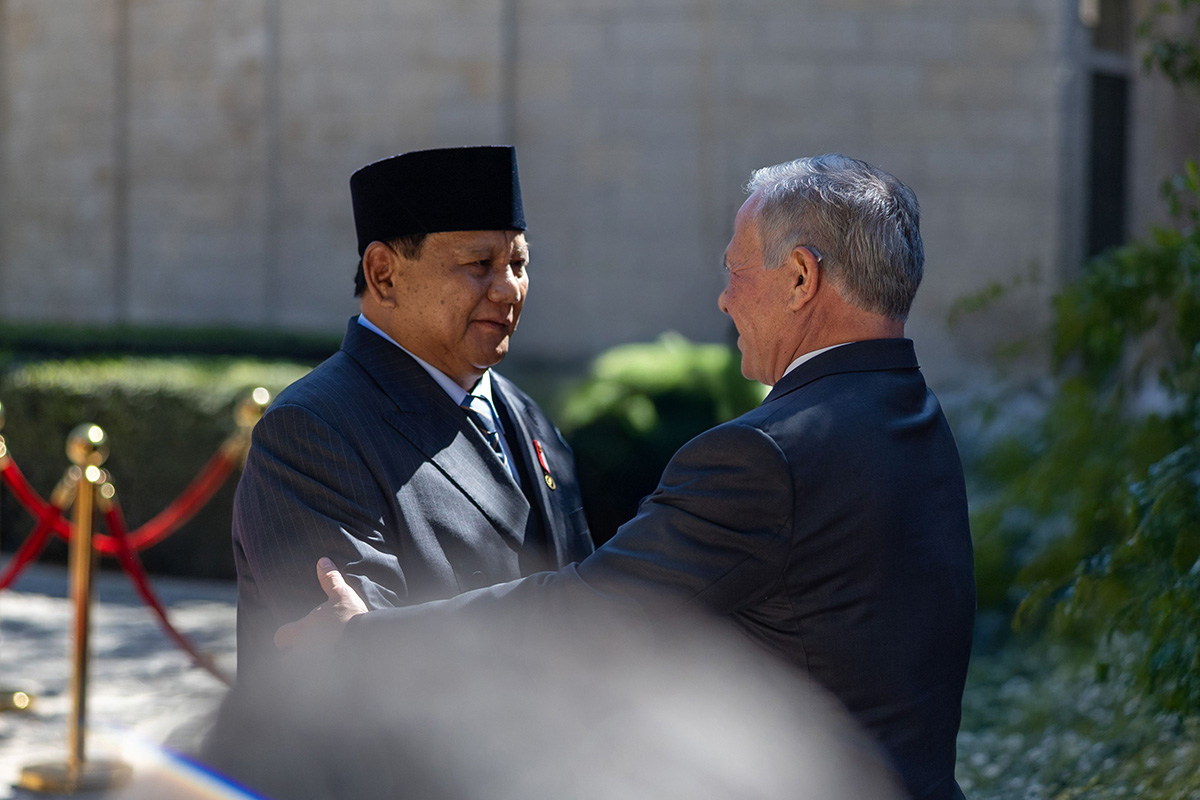  الملك والرئيس الإندونيسي يعقدان مباحثات في قصر بسمان