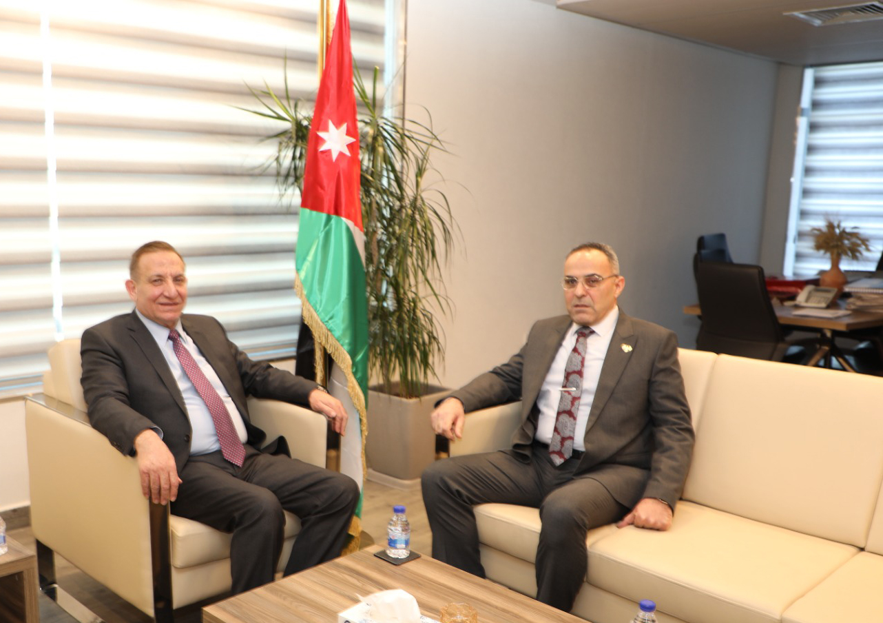  وزير الزراعة يبحث ونظيره السوري تعزيز التعاون المشترك