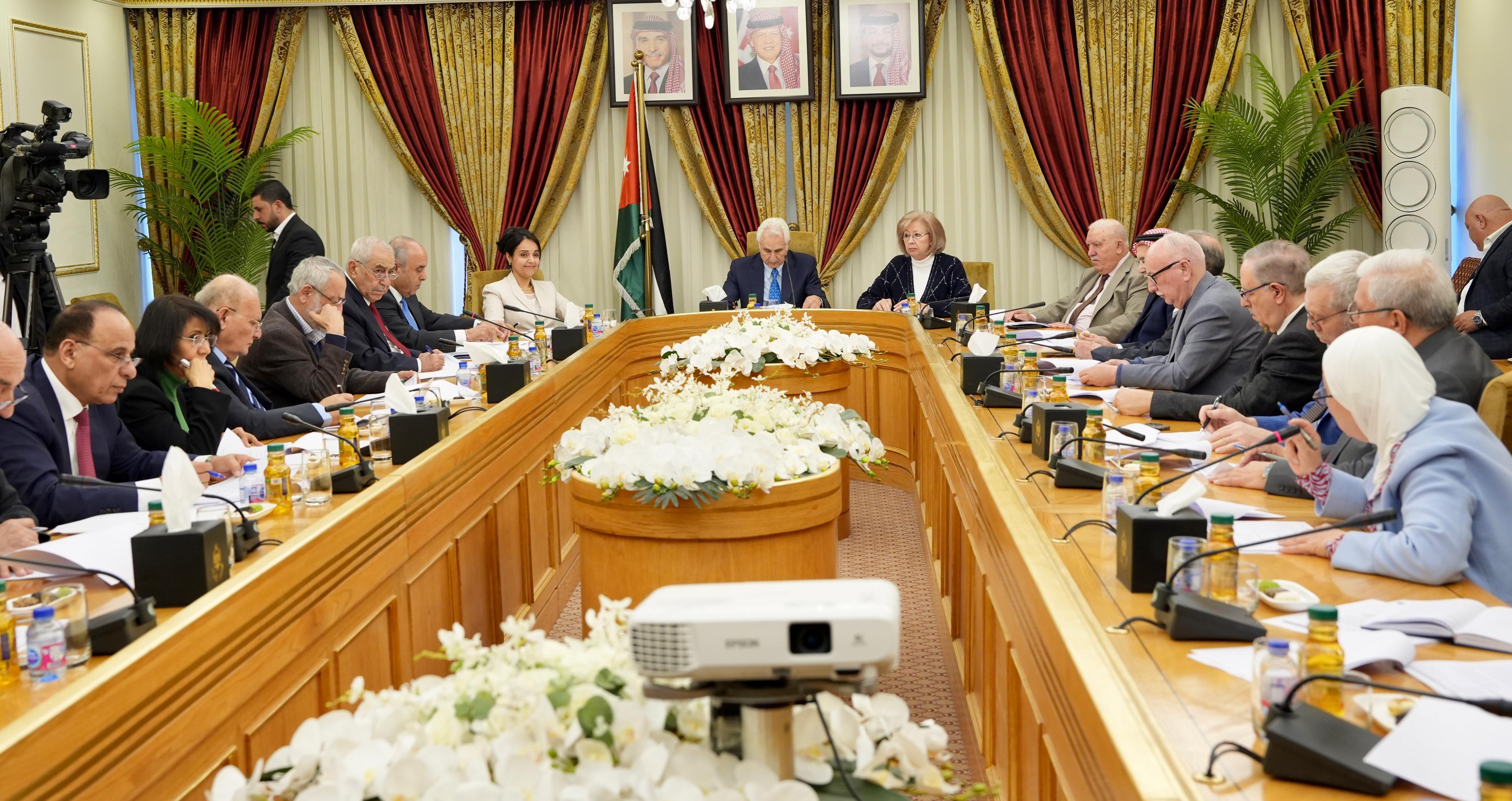  تربوية الأعيان تقر مشروع قانون التربية والتعليم وتنمية الموارد البشرية 