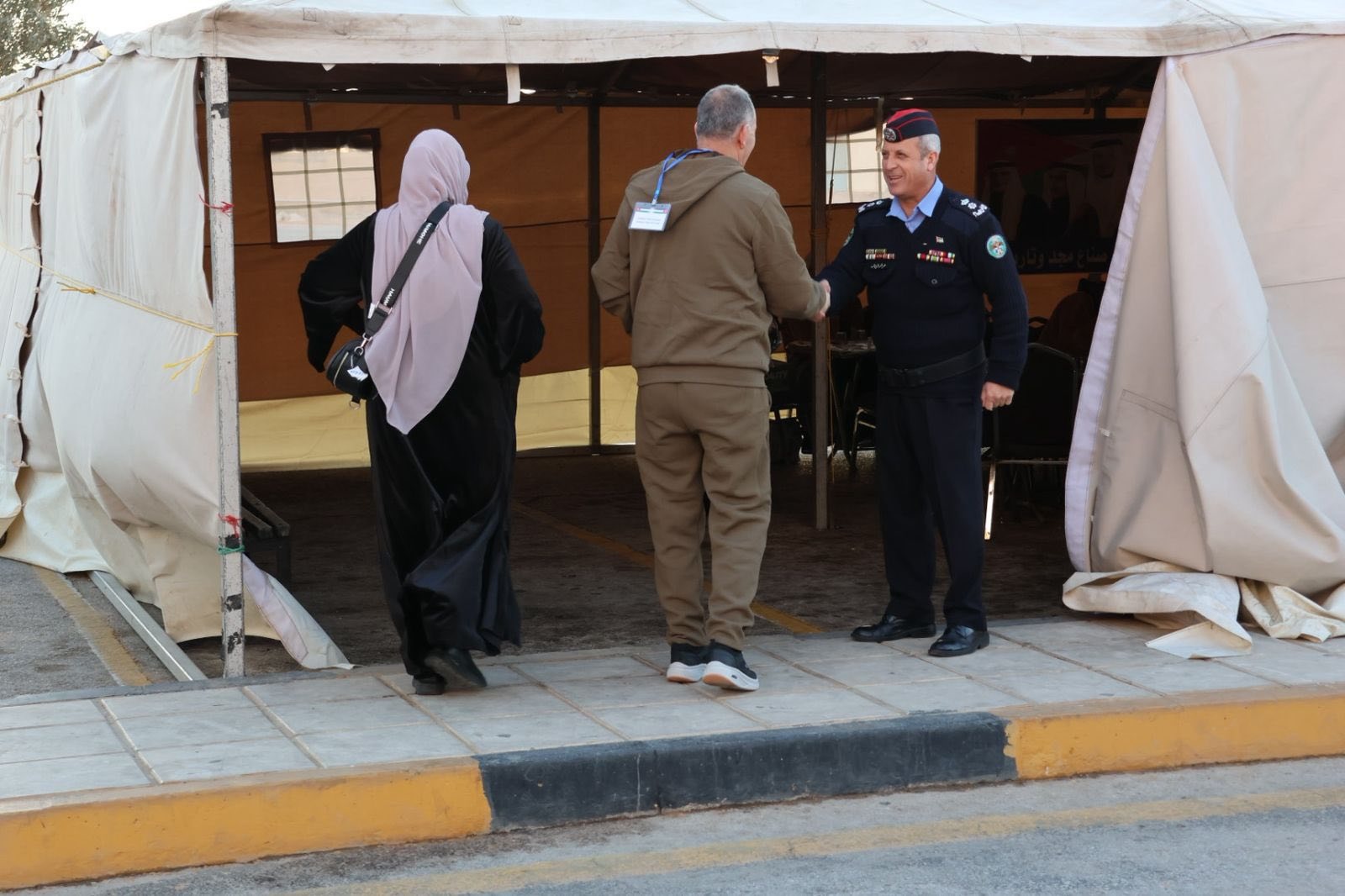  الأمن العام يُقيم خيماً رمضانية لإفطار المسافرين في عدد من المراكز الحدودية
