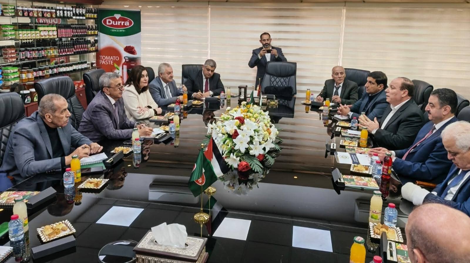  "تنمية الأعيان" تطلع على واقع العمل في القطاعين الصناعي والتجاري بإربد