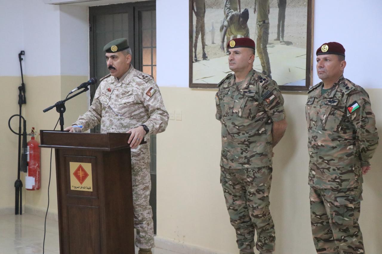  القوات المسلحة تشارك مرتباتها فرحة أول أيام الفطر السعيد وتعود المرضى من المتقاعدين والعاملين