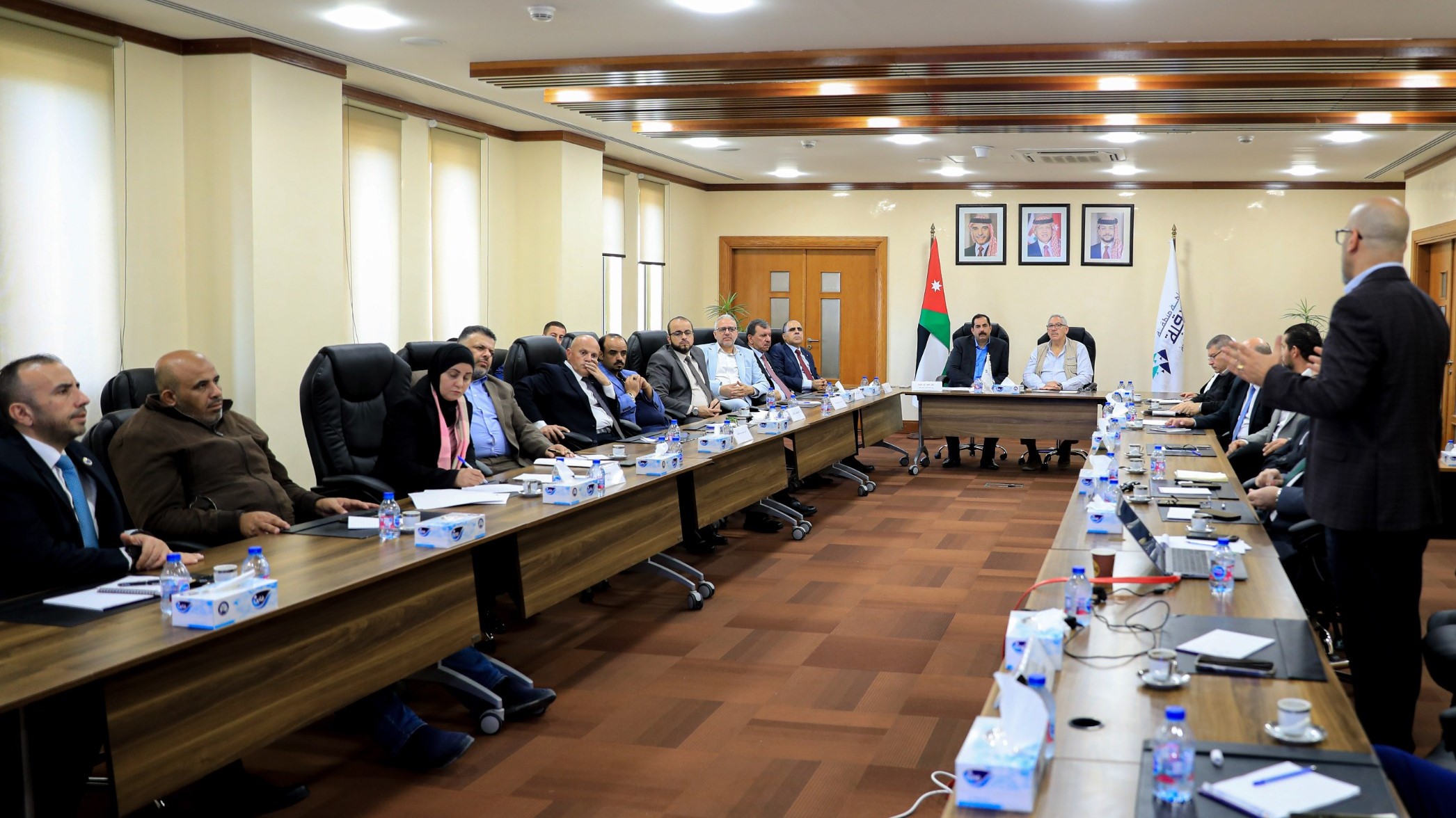  لجنة الخدمات والنقل النيابية تطّلع على مشاريع وخطط سلطة العقبة