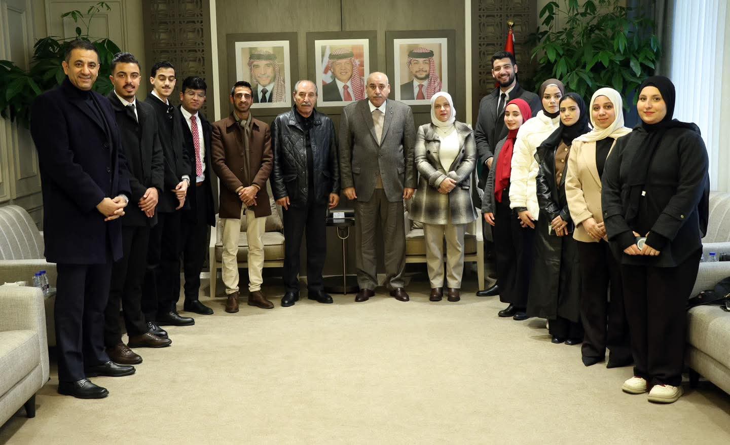  رئيس "النواب": حريصون على توفير البيئة الداعمة لأفكار الشباب