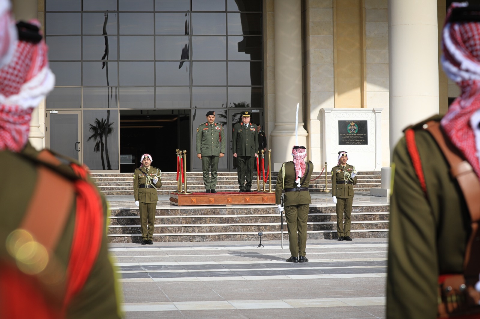  الحنيطي يستقبل نائب القائد العام للقوات المسلحة العربية الليبية