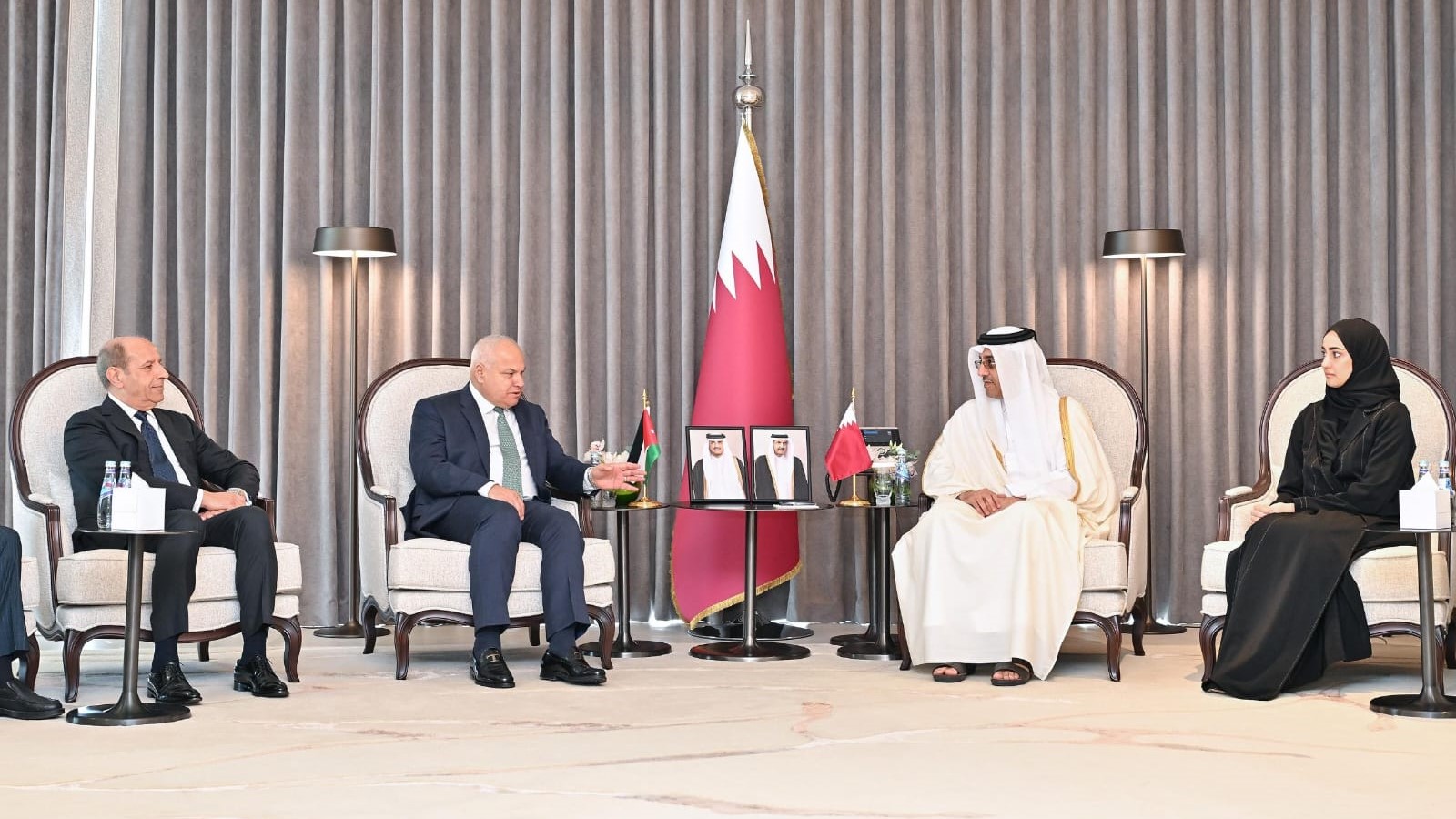  وزير العمل يبحث مع نظيره القطري التعاون المشترك 