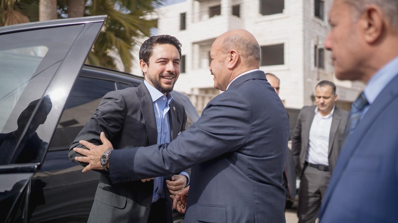  ولي العهد يلتقي ممثلين ووجهاء عن لواء سحاب