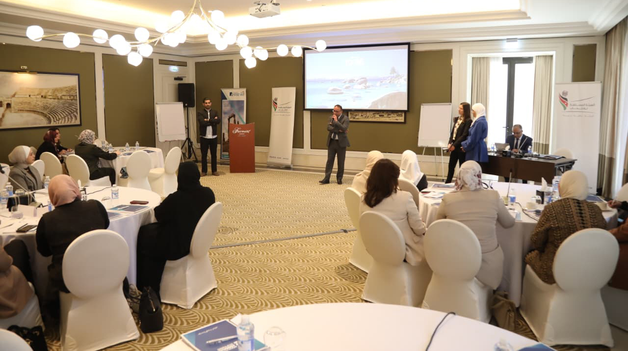  "المستقلة للانتخاب" تنظم ورشة حول تمكين المرأة للقيادة السياسية والمشاركة الانتخابية