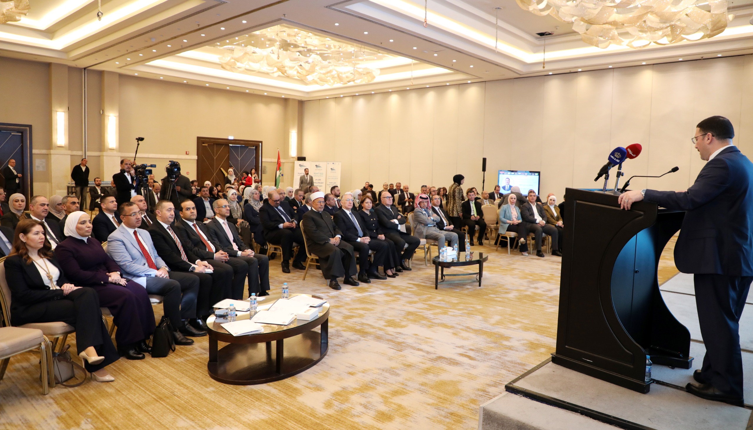 إطلاق منظومة مؤشرات الموارد البشرية في القطاع العام