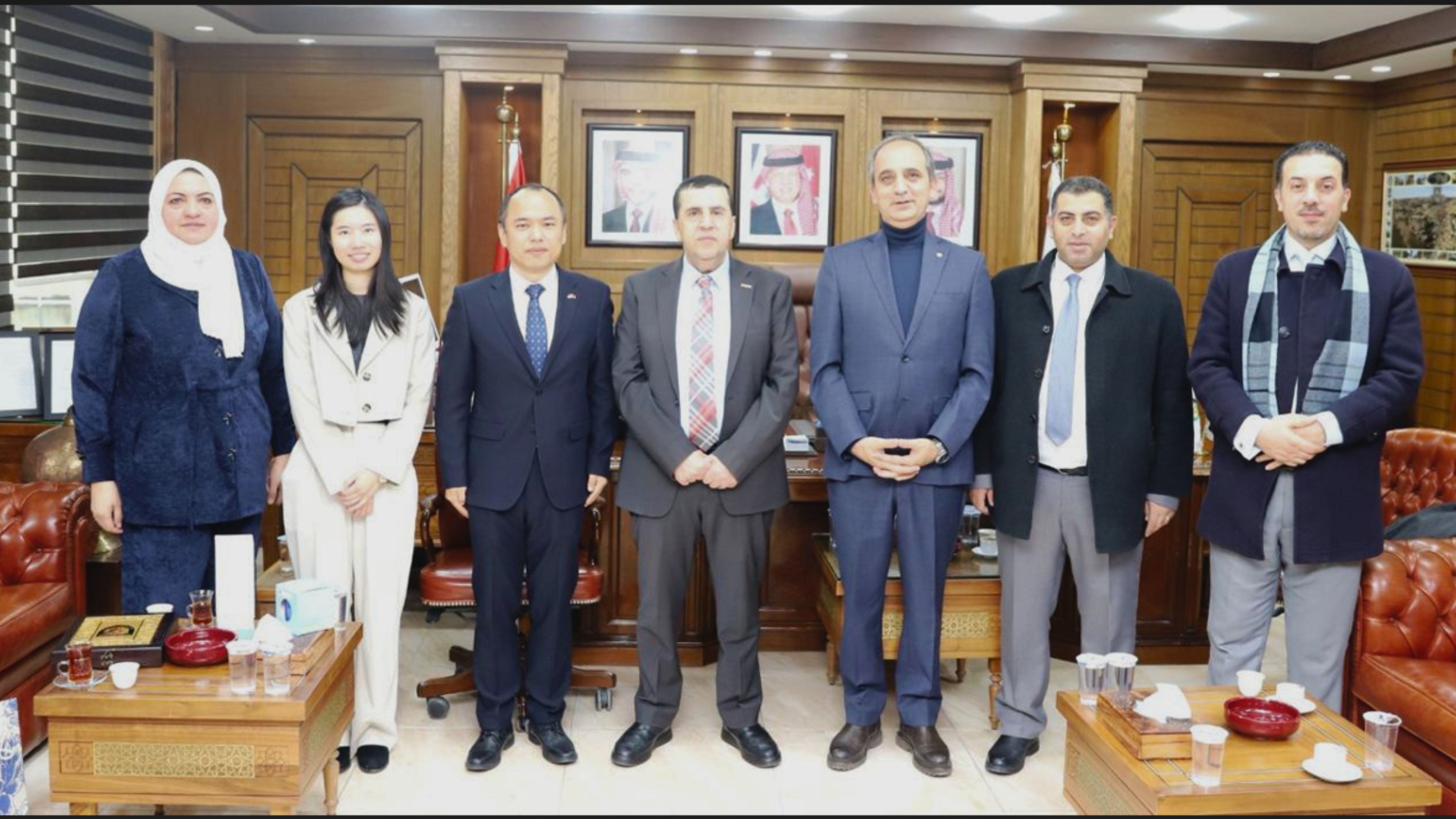  وفد صيني يزور جامعة البلقاء التطبيقية