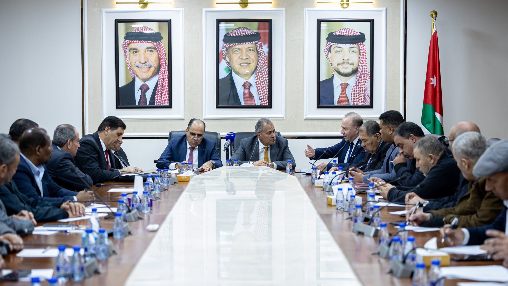  "مبادرة النيابية" تبحث تطوير الخدمات في المخيمات