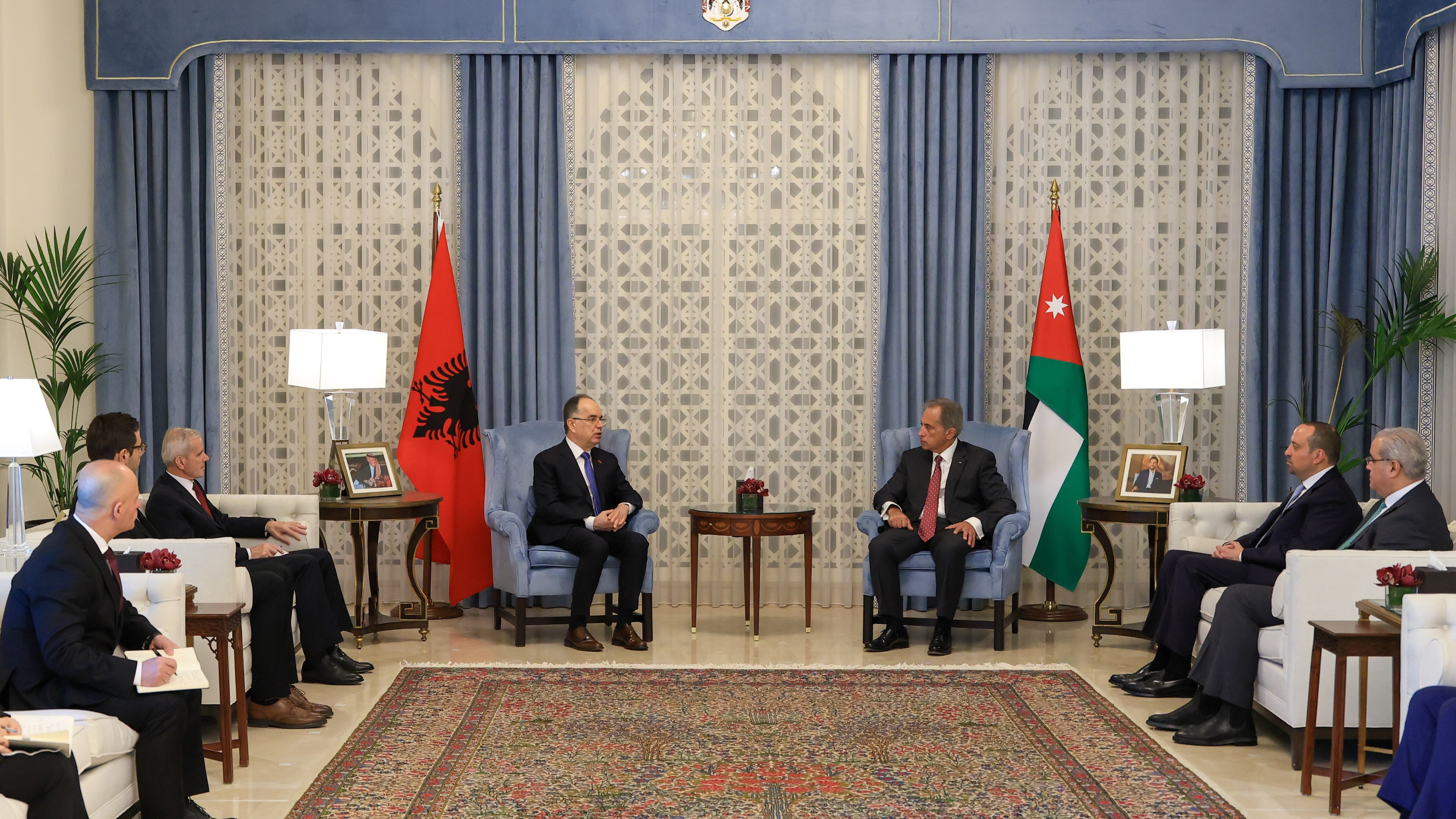 رئيس الوزراء يستقبل الرئيس الألباني