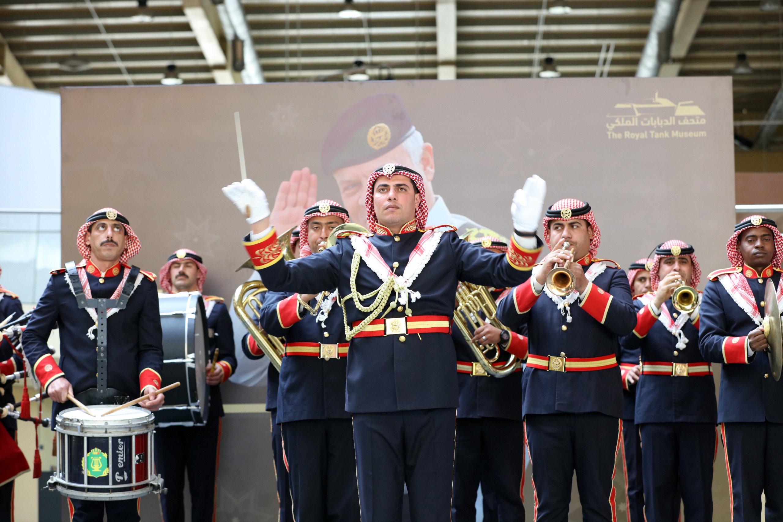  متحف الدبابات الملكي يحتفل بعيد ميلاد جلالة الملك والذكرى الثامنة لافتتاحه