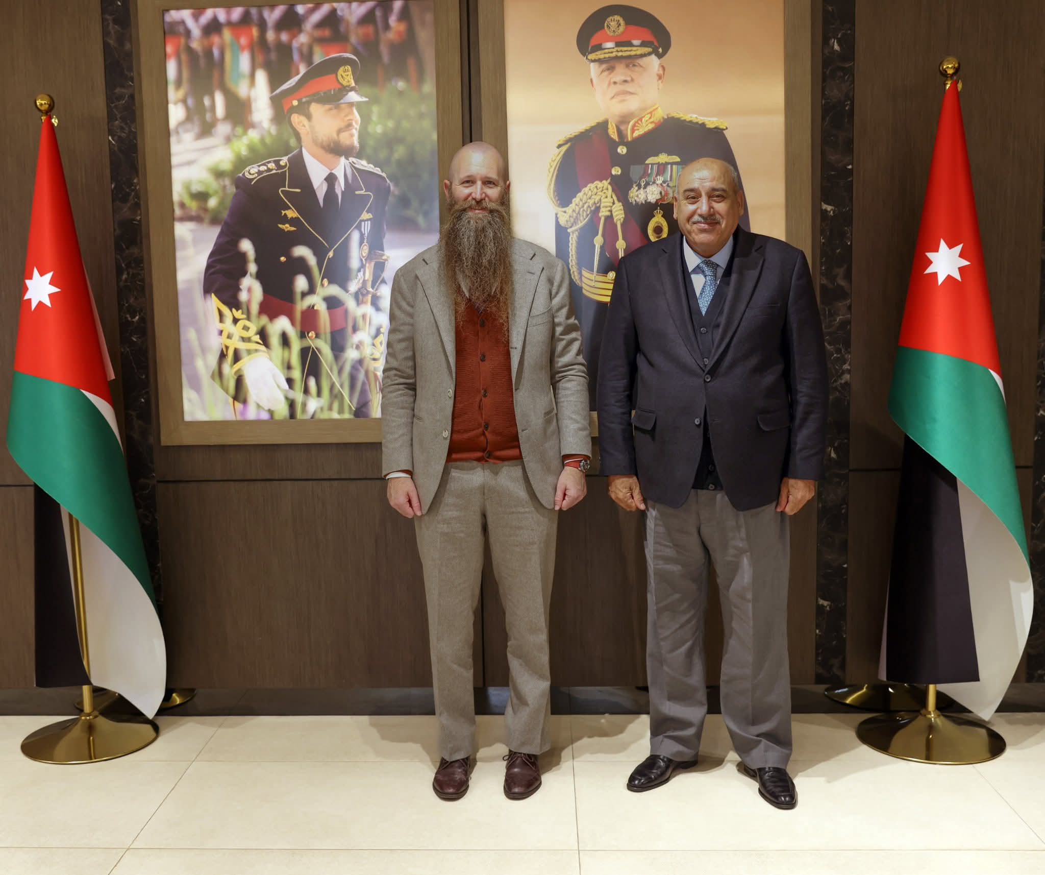 رئيس "النواب" يبحث مع السفير الأميركي تطوير العلاقات الثنائية