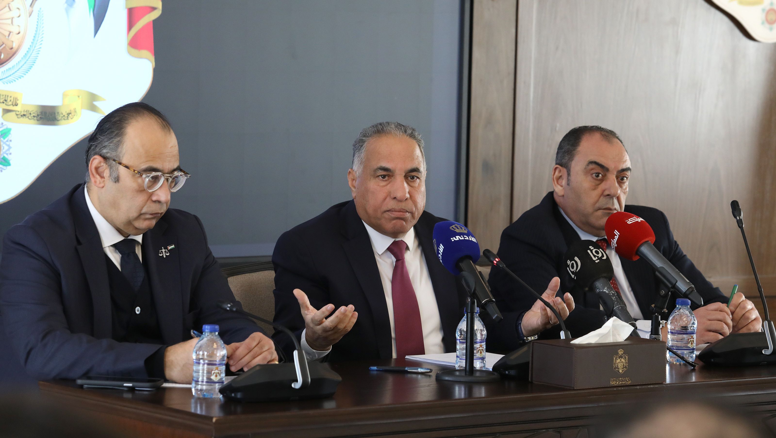  لقاء حكومي يبحث تطوير عمل الوحدات القانونية ضمن تحديث القطاع العام 