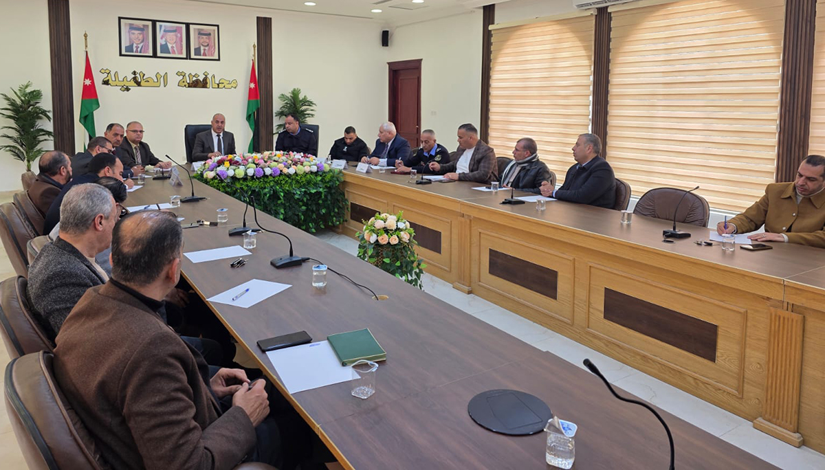  "تنفيذي الطفيلة" يناقش ترتيبات استقبال شهر رمضان  