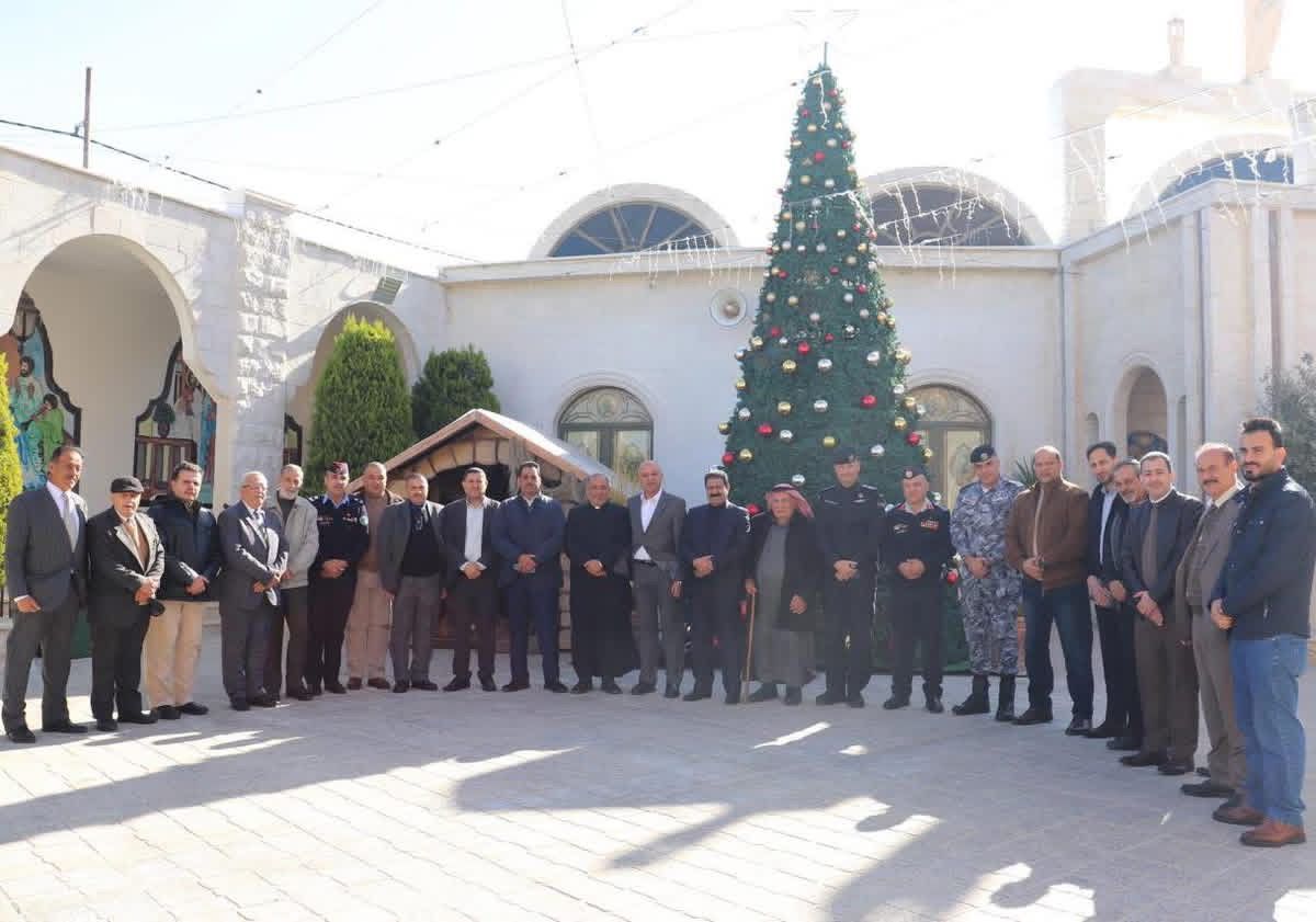محافظ عجلون يهنئ الطوائف المسيحية بعيد الميلاد المجيد