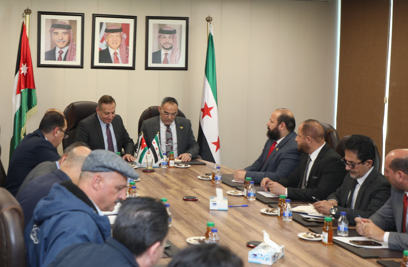  وزير الزراعة يبحث ونظيره السوري تعزيز التعاون المشترك