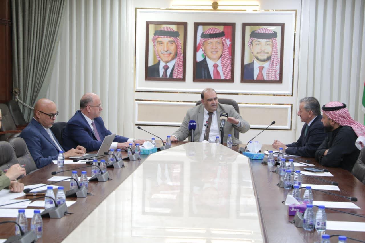  "الريادة النيابية" تبحث تطوير تخصصات تكنولوجيا المعلومات