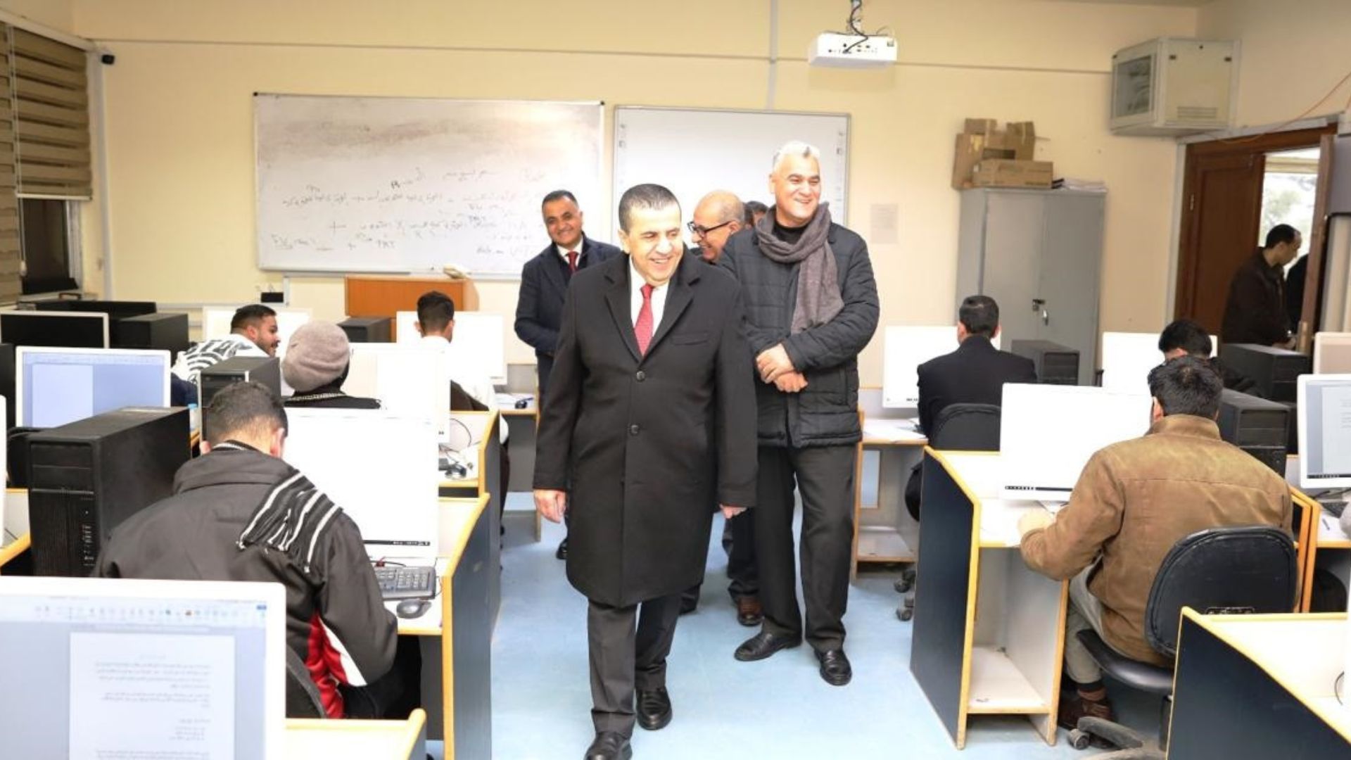  العجلوني يتفقد سير امتحان "الشامل" العملي للدورة الشتوية