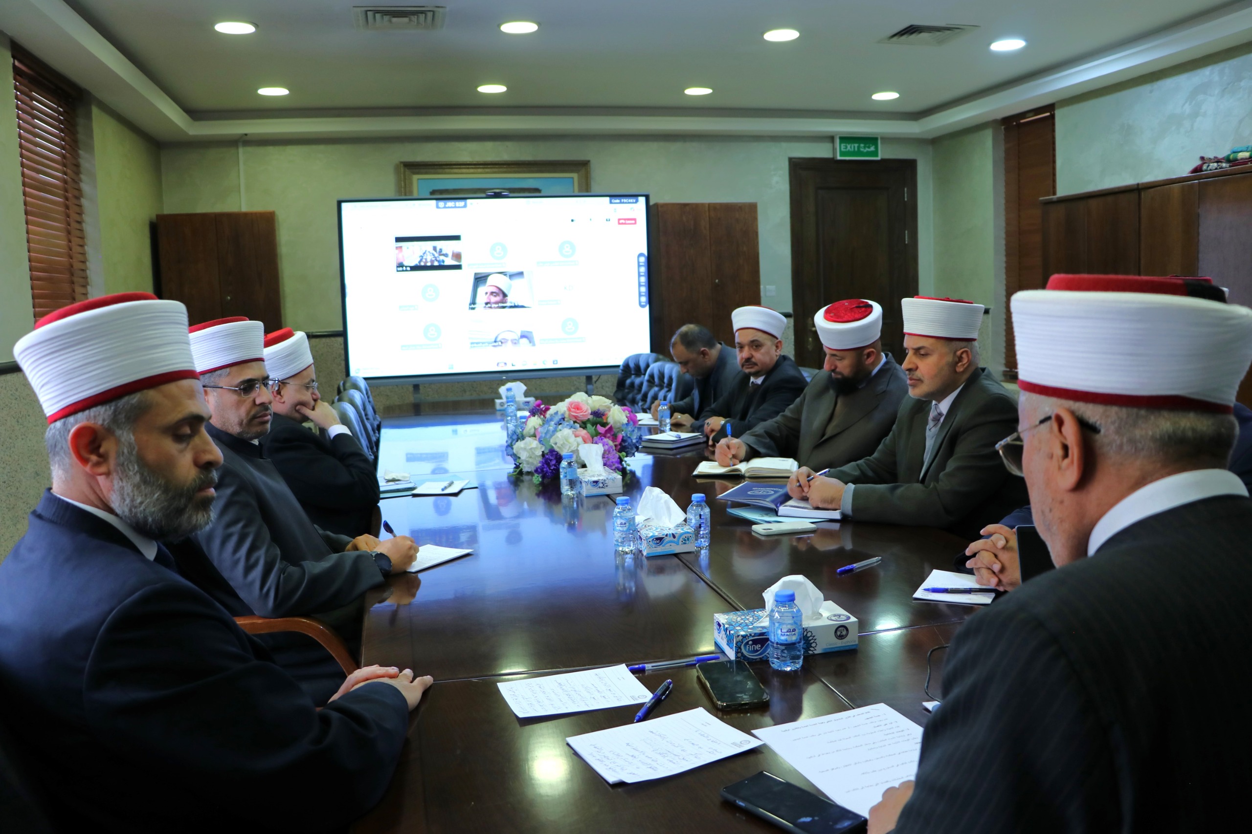  قاضي القضاة يترأس اجتماعا لرؤساء المحاكم الشرعية