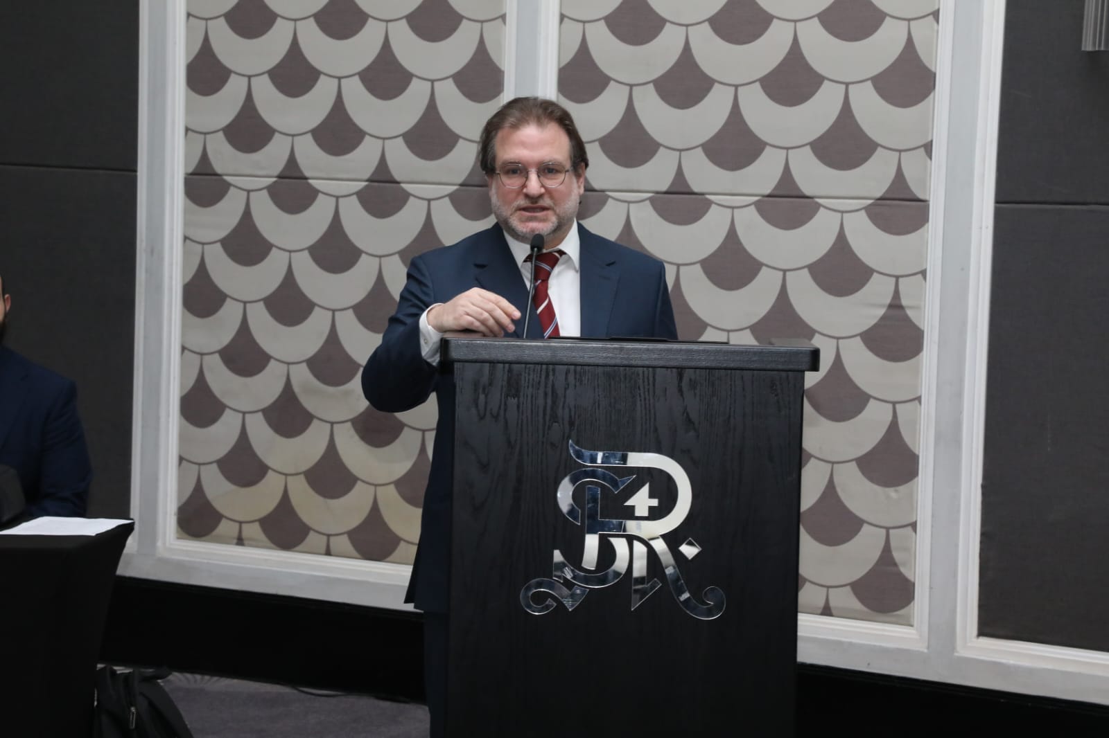  "المياه" تنظم ورشة حول الإفصاح البيئي والاجتماعي لمشروع الناقل الوطني