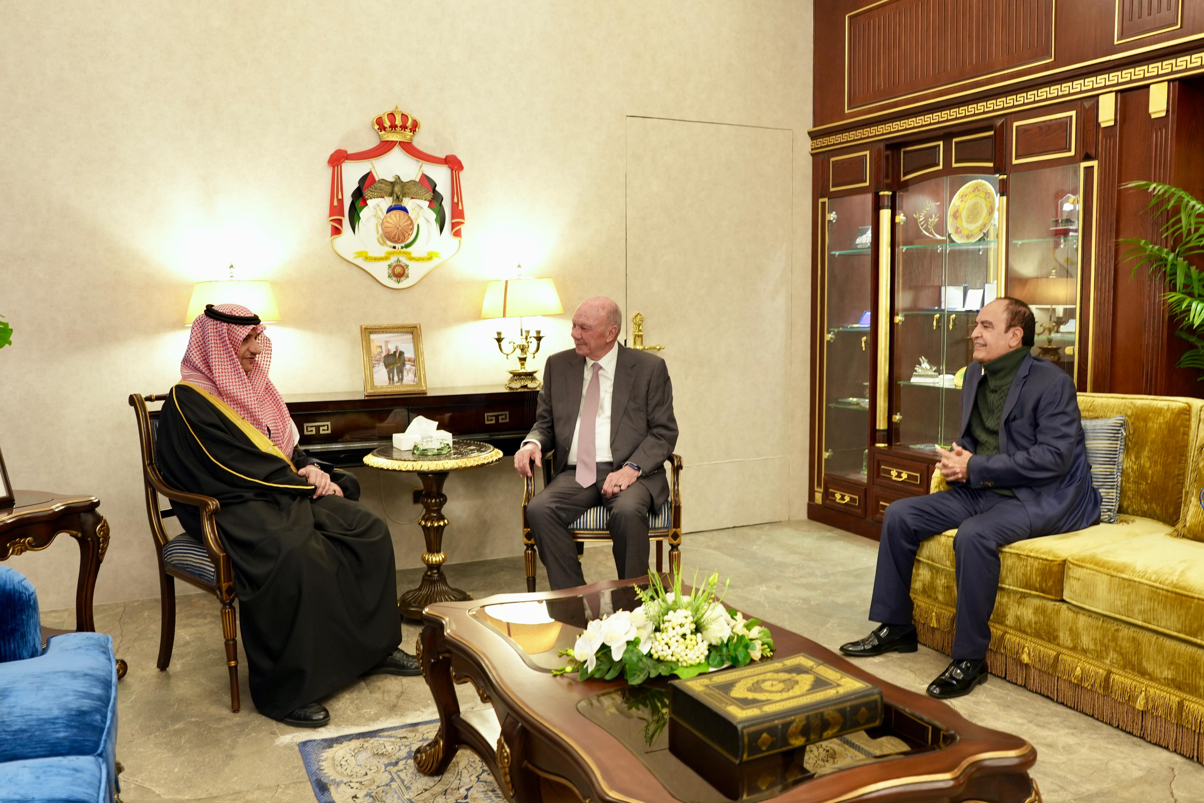  رئيس مجلس الأعيان يلتقي سفيري المملكة العربية السعودية وسلطنة عمان