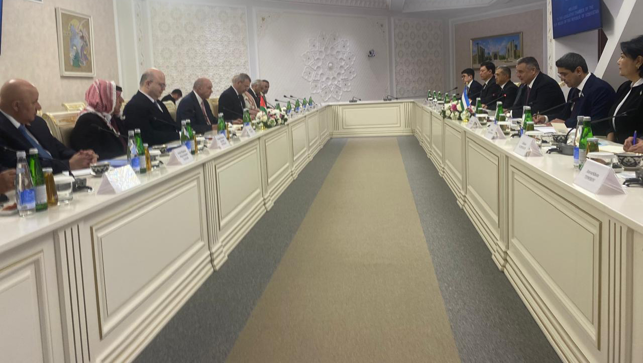  الفايز يجري مباحثات ثنائية مع رئيسي مجلسي الشيوخ والتشريعي الأوزبكي