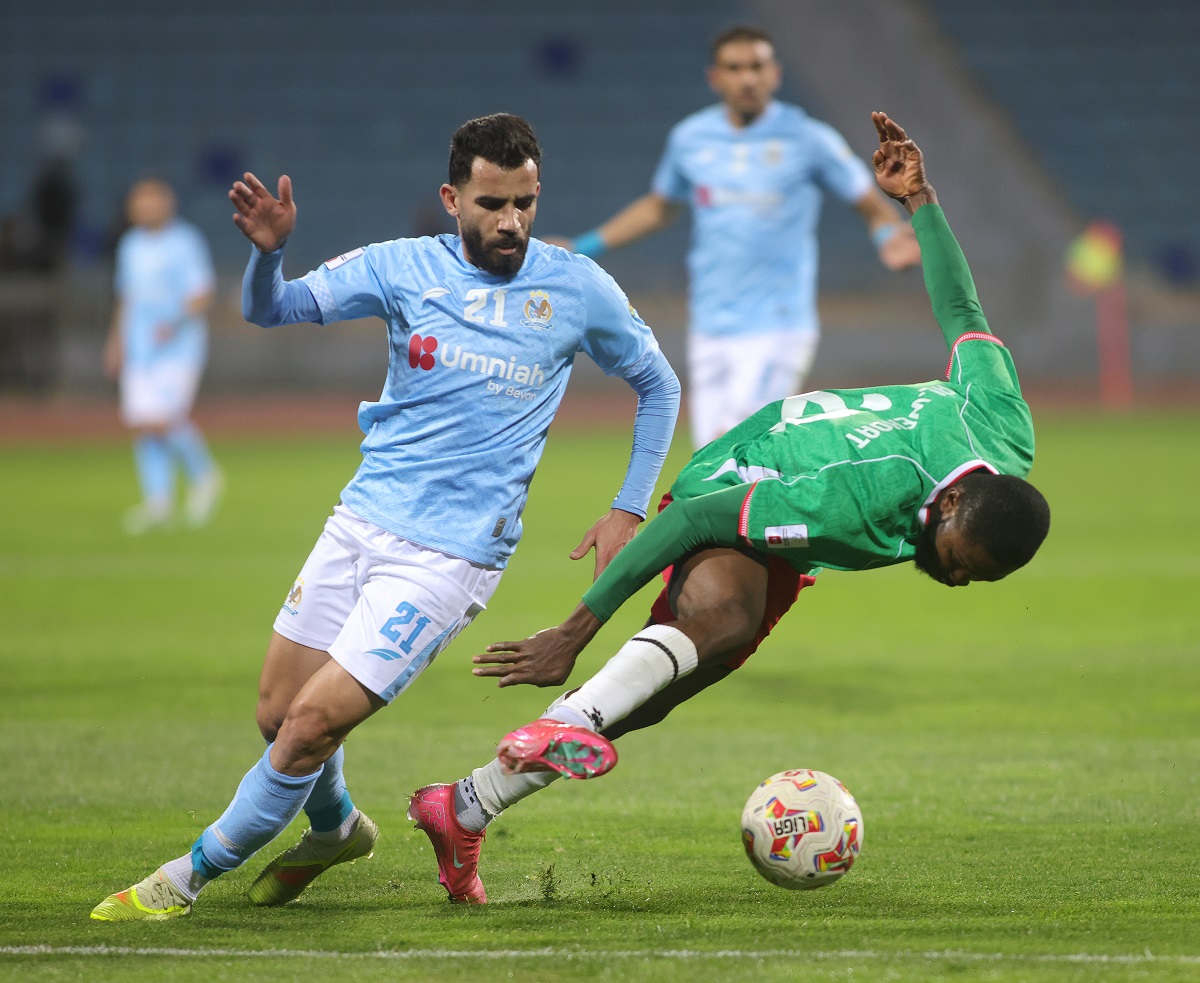  الوحدات يفوز على الفيصلي في قمة الدوري