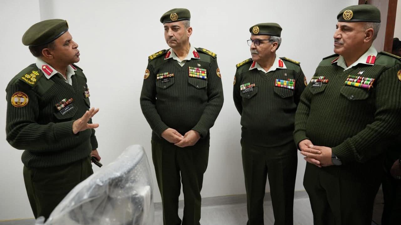  مدير الخدمات الطبية الملكية يتفقد مدينة الحسين الطبية