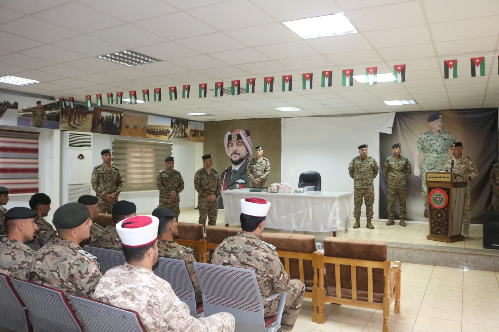  القوات المسلحة تشارك مرتباتها فرحة أول أيام الفطر السعيد وتعود المرضى من المتقاعدين والعاملين