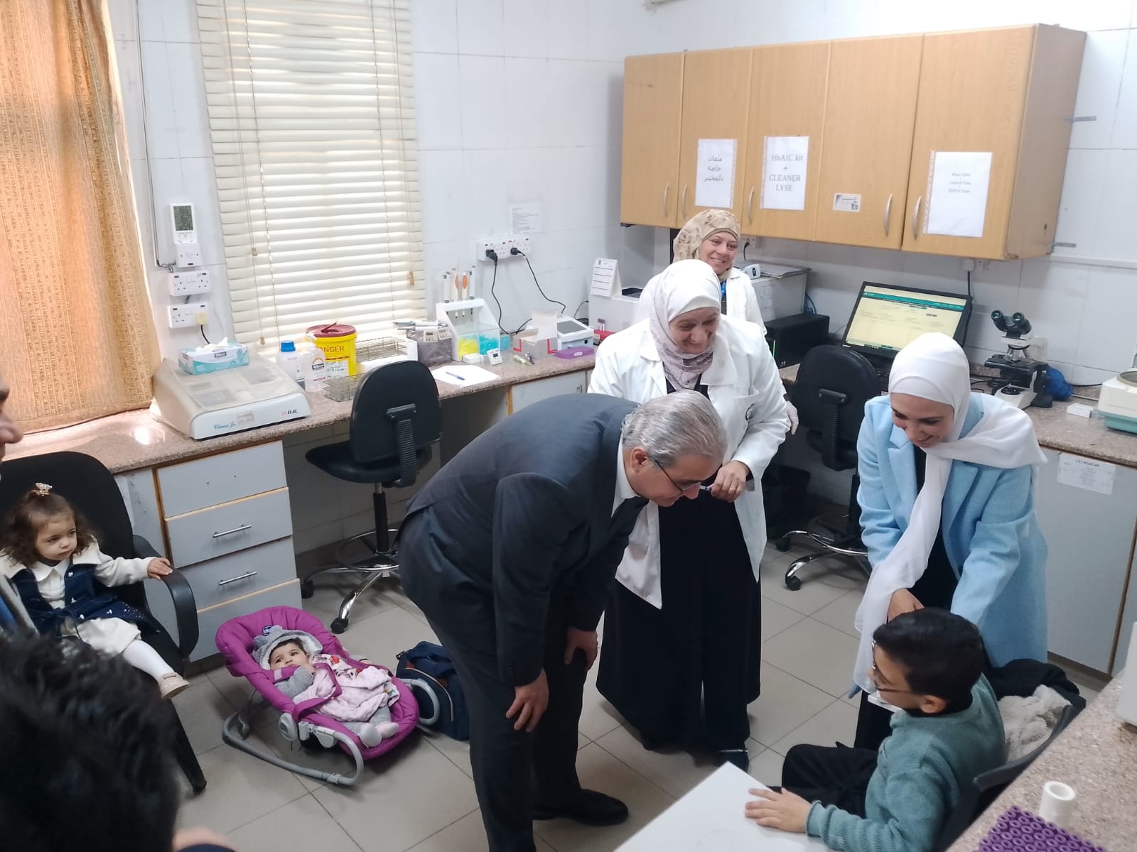 وزير الصحة يؤكد ضرورة تعزيز دور المراكز الصحية