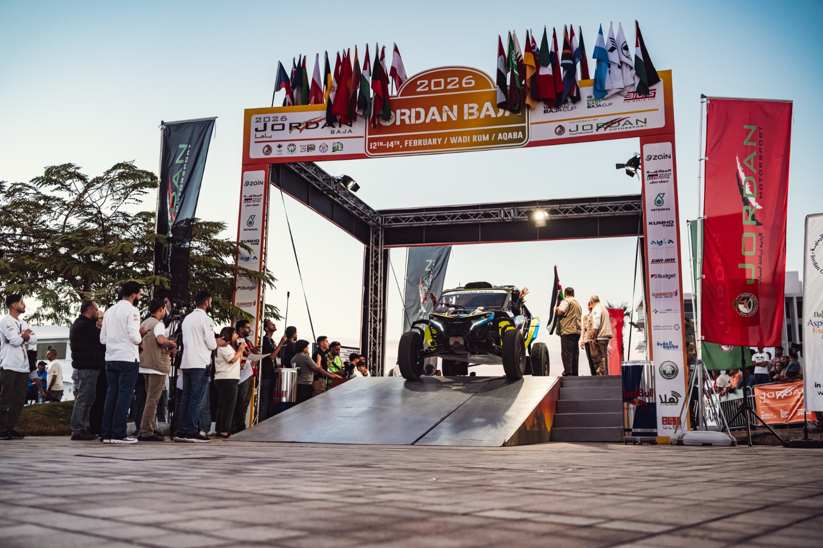  مندوباً عن الأمير فيصل..البشير يعطي شارة الإنطلاق لباها الأردن